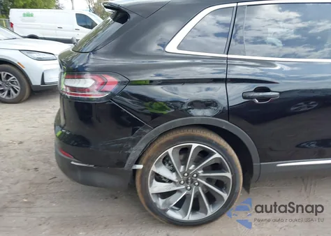 2023 Lincoln Nautilus Reserve z USA, uszkodzony, nr VIN 2LMPJ8KP9PBL21046